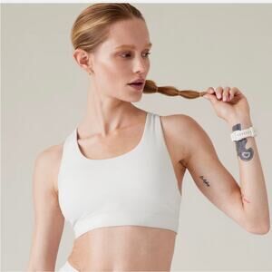 Athleta Ultimate Sports Bra A-C Cups White XL